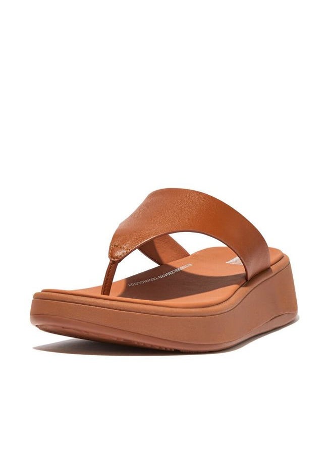 F-Mode Leather Flatform Toe Post Sandals Light Tan 6 M (B)