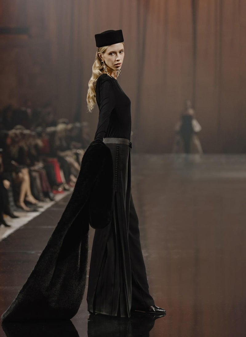 Lightweight palazzo trousers with side seam decoration