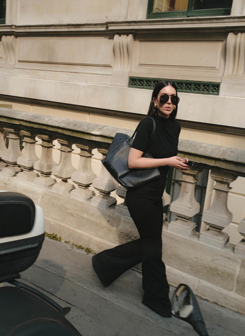 Mid-rise flared trousers