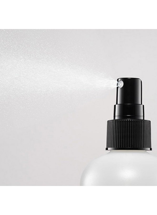 Bumble and bumble. Non-Aerosol Holding Hair Spray | For Firm Control | Curly, Wavy, Straight, 8.5 Fl Oz