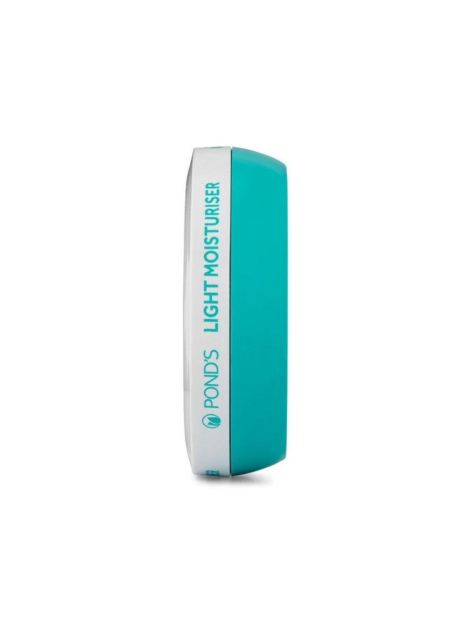 Pond's Light Moisturizer Cream, For Soft and Glowing Skin, Vitamin E, 3-Pack of 2.53 Fl Oz Each