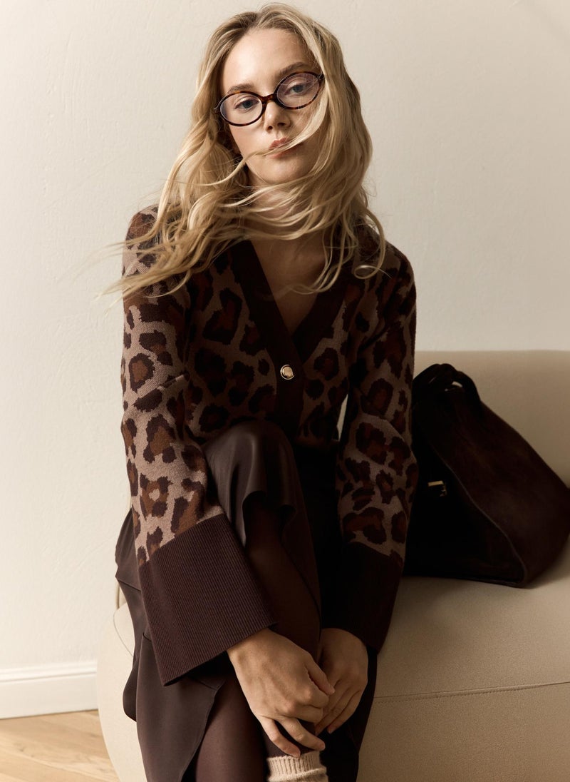 Knitted cardigan with leopard details