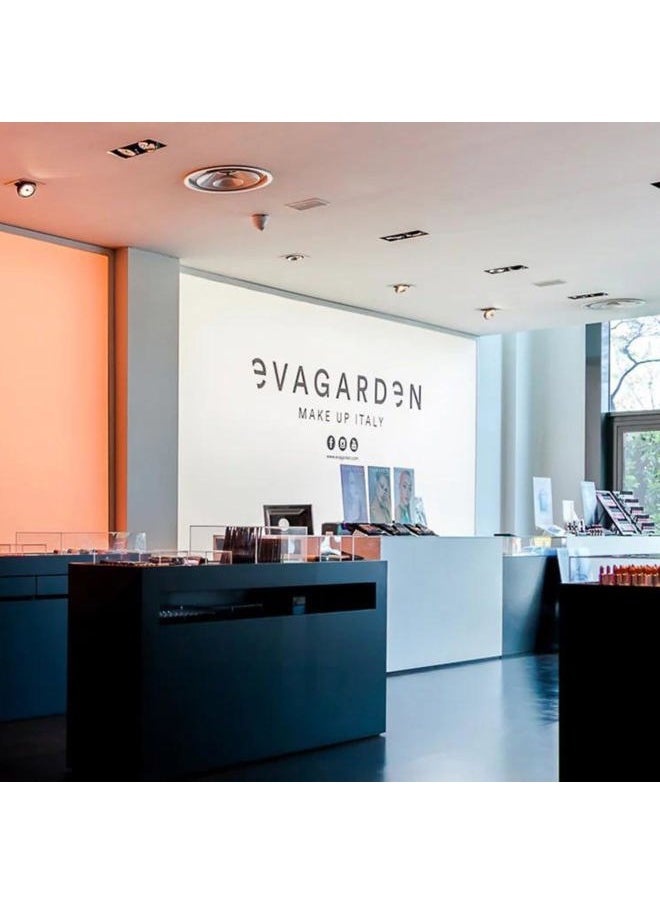 Fusion Blush - Easily Blendable Texture - Enhances Your Makeup Finish - Soft Focus Effect Visibly Reduces Fine Lines - Highlights Cheekbone and Sculpts Face - 348 Sugar Coral - 0.17 oz