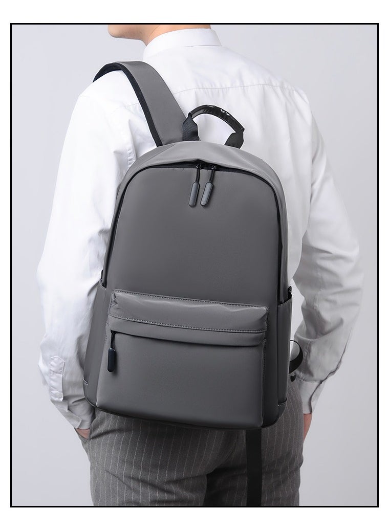 New Minimalist And Stylish Backpack