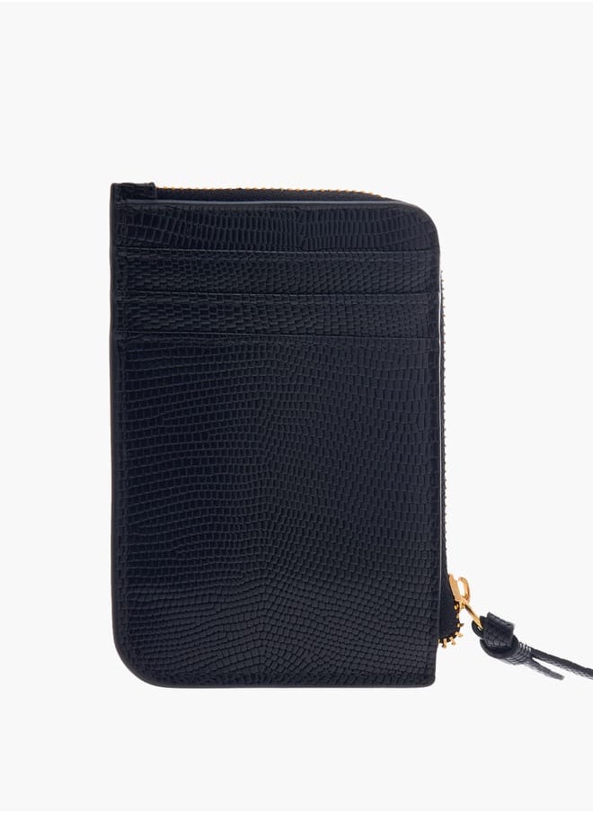 Women Textured Wallet with Zip Closure