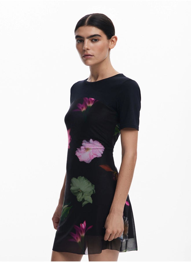 Short Dress With Combined Flowers
