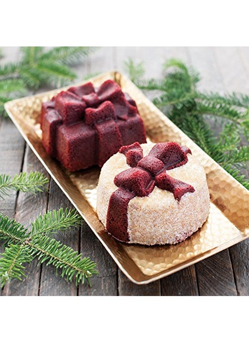Nordic Ware Platinum Pretty Presents Duet