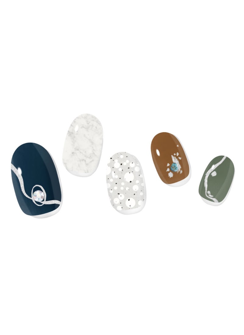 Aquarius 32 Piece of Korean Nail Art with Genuine Swarovski Crystals – Elegant, Long-Lasting Manicure