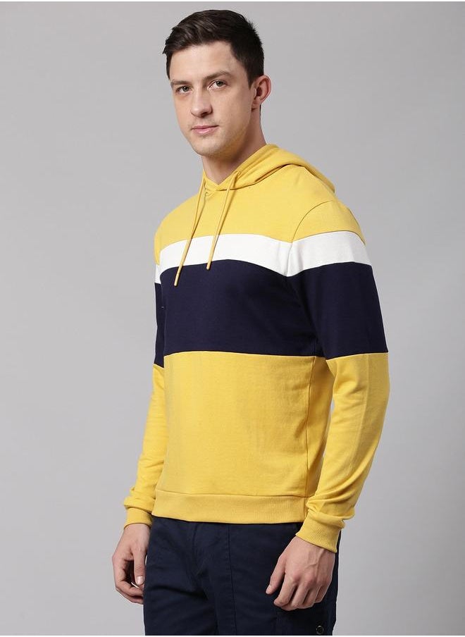 Men's Ochre Cotton Blend Solid Pattern Regular Fit Sweatshirt