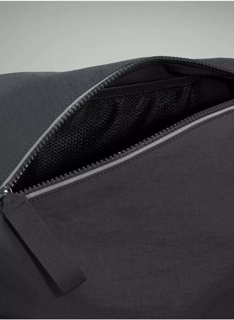 Lululemon Fast Track Bag (3L)