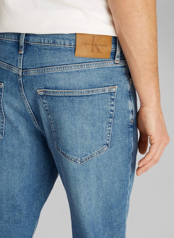 Tapered Dad Jeans