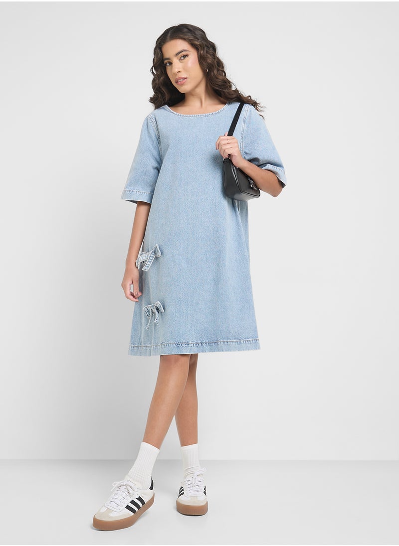 Crew Neck Bow Detail Dress