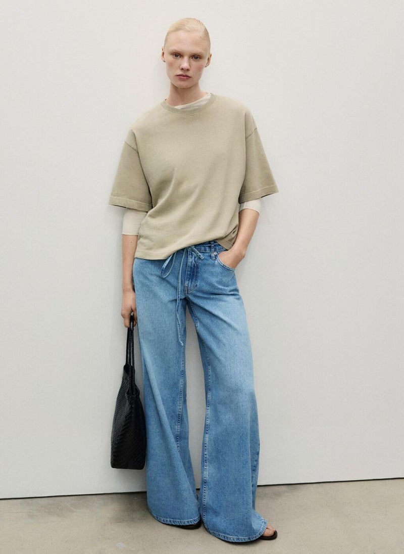 Low-Rise Wideleg Jeans With Belt