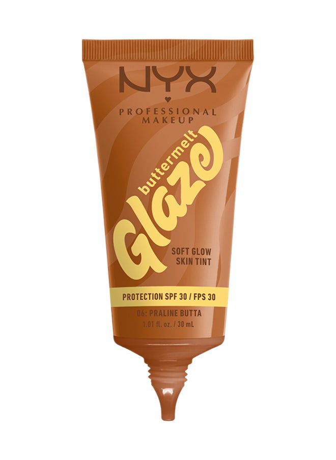 Buttermelt Glaze Soft Glow Skin Tint + SPF/FPS 30 Foundation 12h Wear Praline Butta