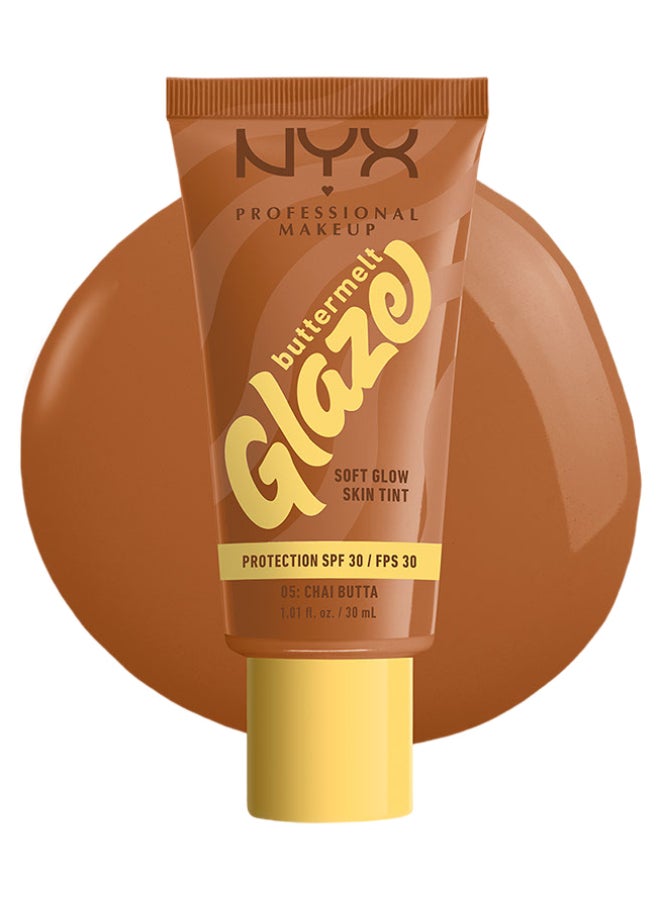 Buttermelt Glaze Soft Glow Skin Tint + SPF/FPS 30 Foundation 12h Wear Chai Butta