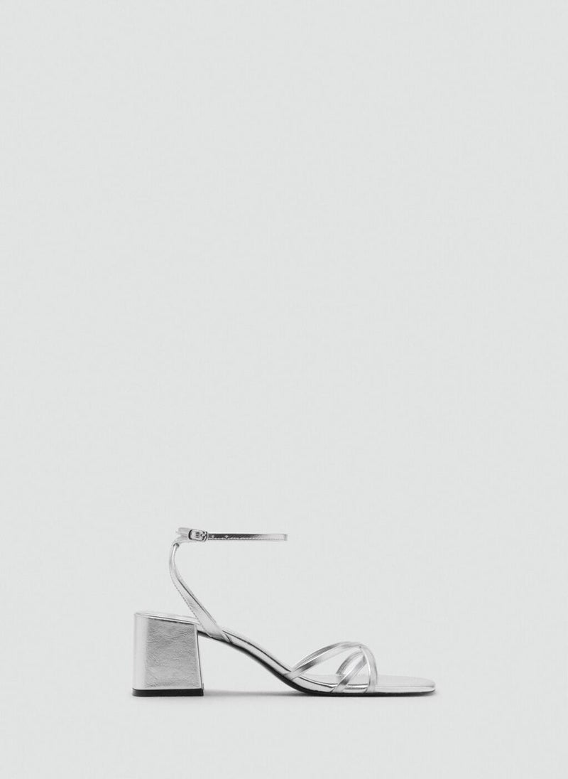 Heeled With Crossed Straps Sandal