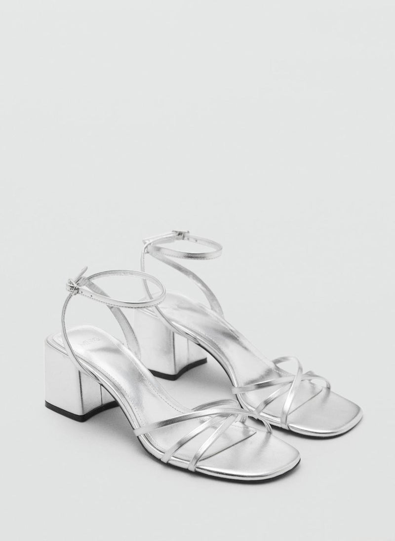 Heeled With Crossed Straps Sandal