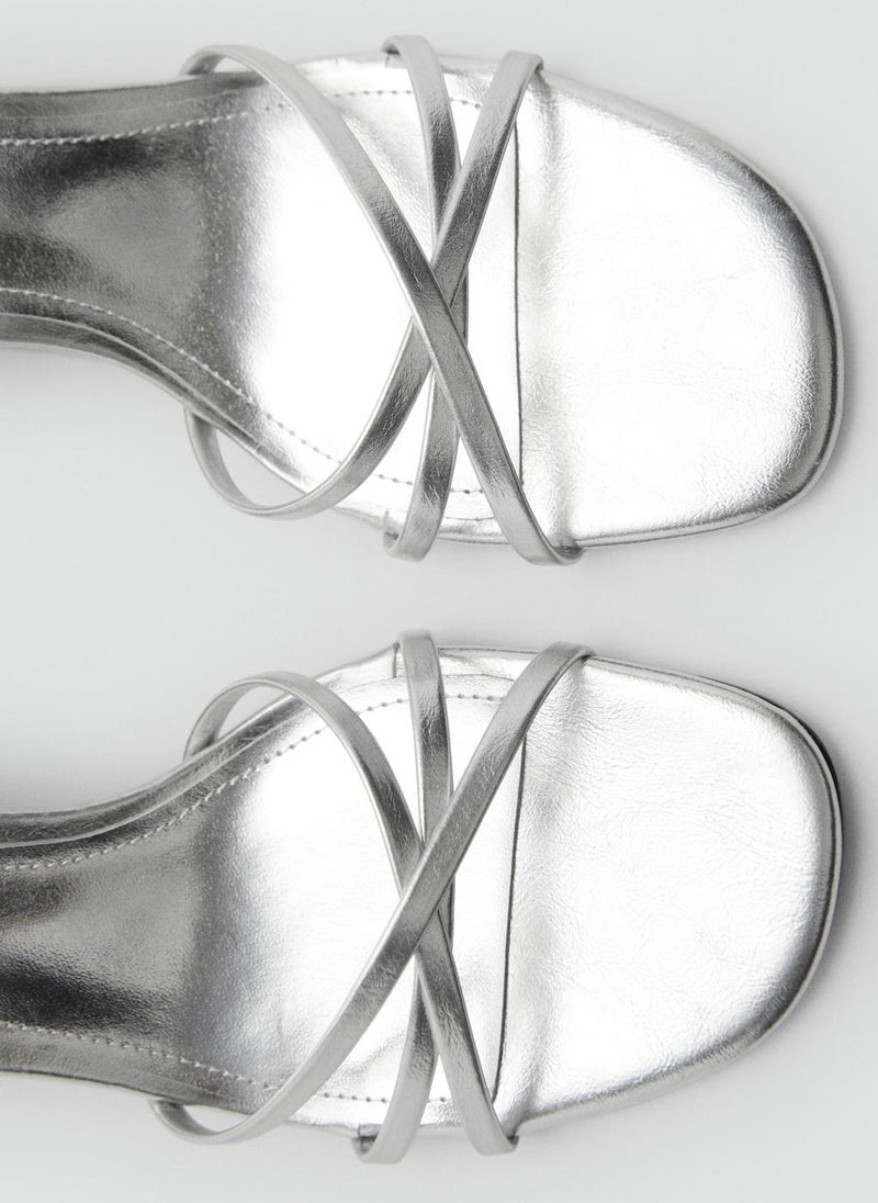 Heeled With Crossed Straps Sandal