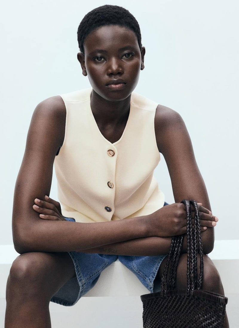 Fine-Knit With Buttons Waistcoat