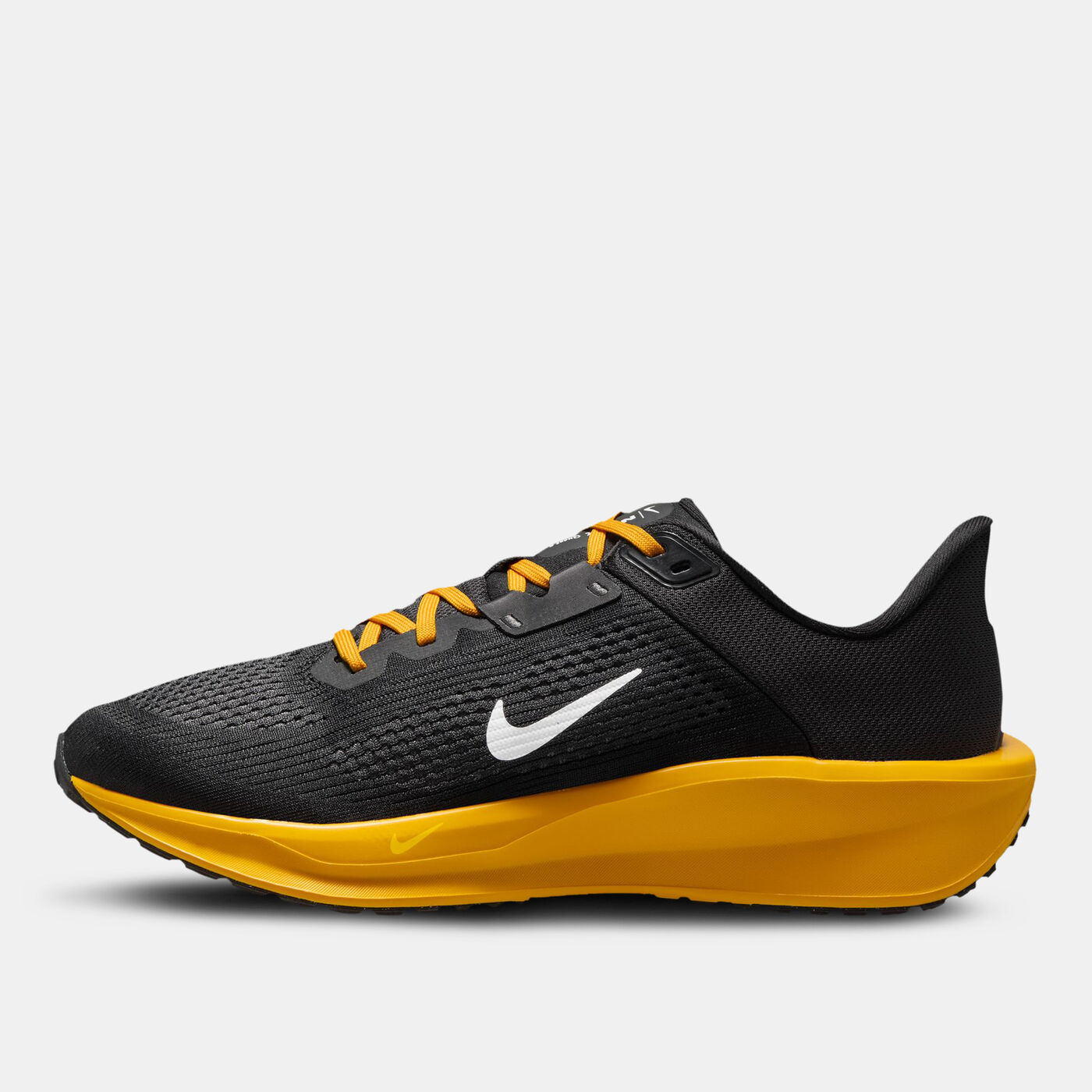 Men's Quest 6 Road Running Shoes