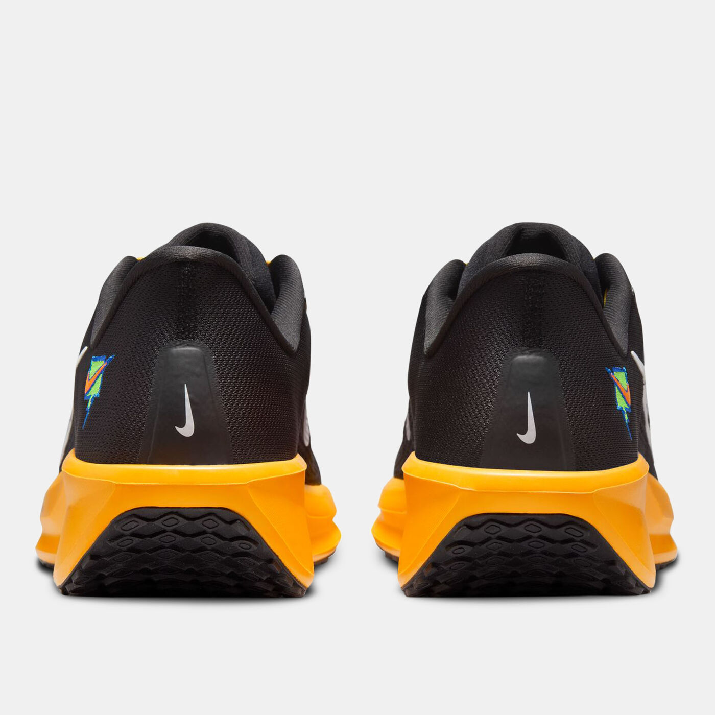 Men's Quest 6 Road Running Shoes