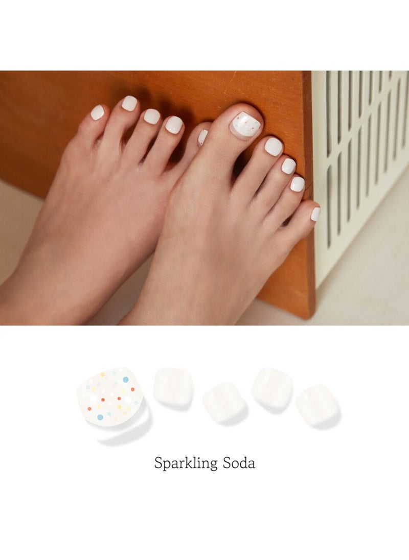 Sparkling Soda Korean 35 Piece Nail Art Designs – Elegant, Long-Lasting Pedicure