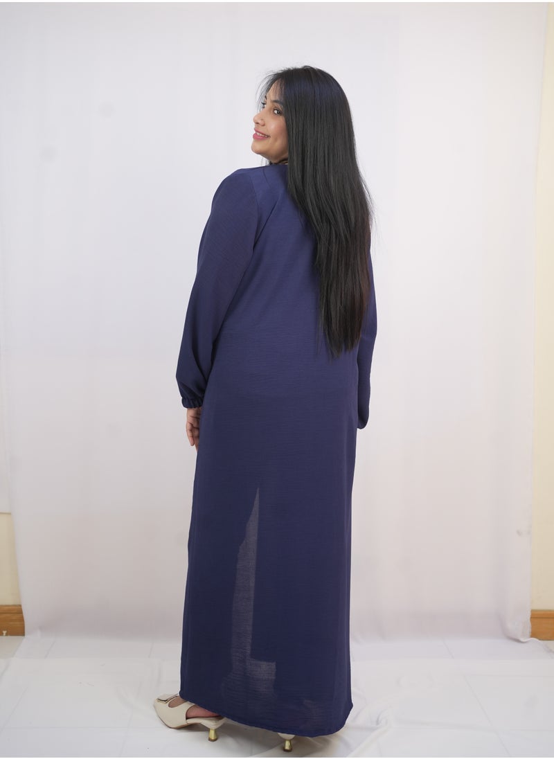 Arabian Open Abaya of Stylish Cey Fabric with One-Button Closure