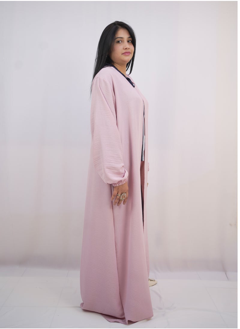 Arabian Open Abaya of Stylish Cey Fabric with One-Button Closure