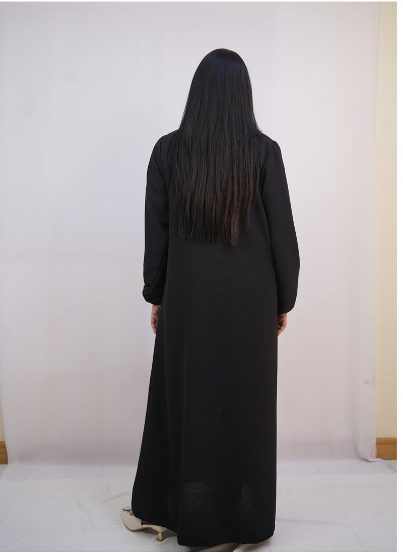 Arabian Open Abaya of Stylish Cey Fabric with One-Button Closure