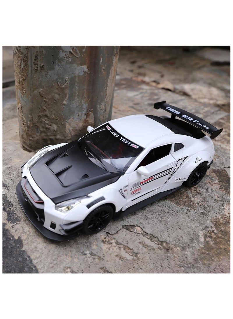Nissan GTR 1/24 Scale Model Car Toy, Zinc Alloy Pull Back Toy car with Sound and Light for Kids Boy Girl Gift
