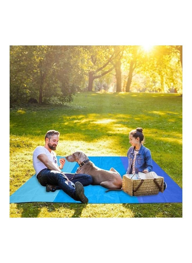 Waterproof Portable Outdoor Picnic Mat with 4 Ground Stakes