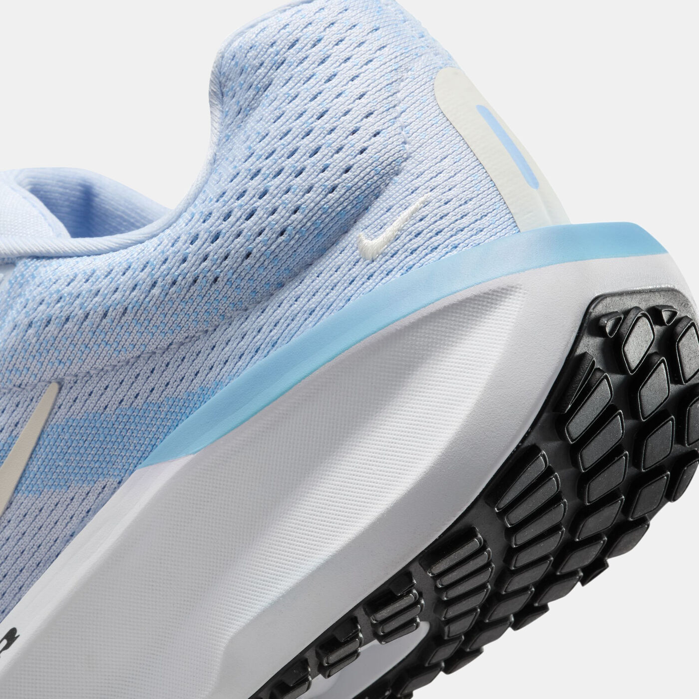 Women's Winflo 11 Road Running Shoes