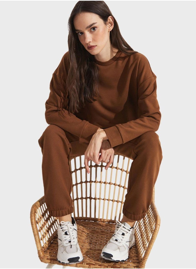 Crew Neck Overiszed Sweatshirt