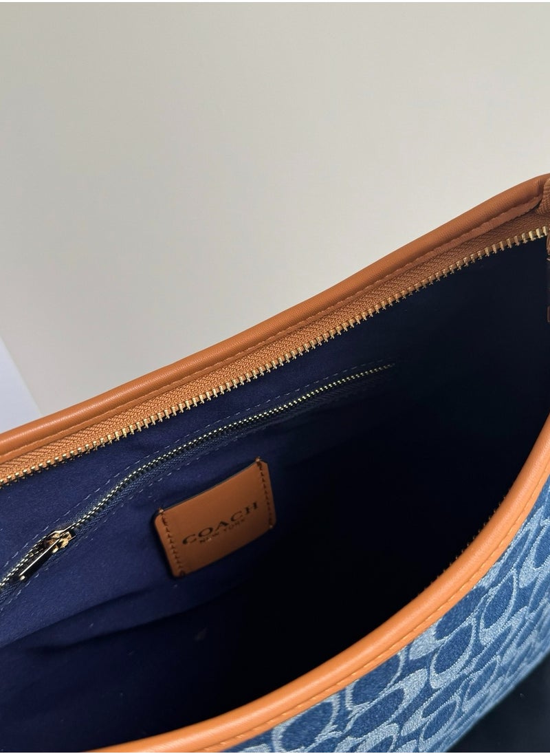 Coach Laurel Shoulder Bag In Signature Canvas