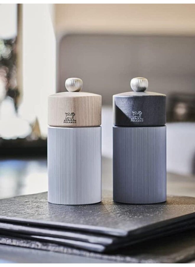 Peugeot Line Salt Mill 12cm Dark Carbone. Wood & Aluminum Body. Mechanism with . Made in France.