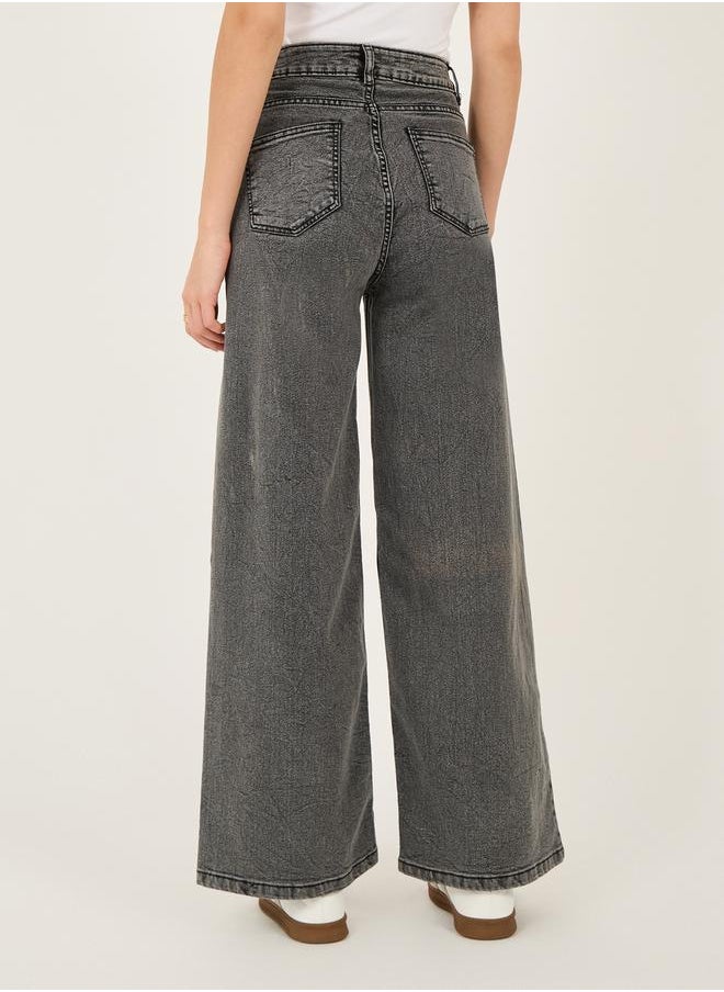 Mid Rise Five-Pocket Style Wide Leg Jeans