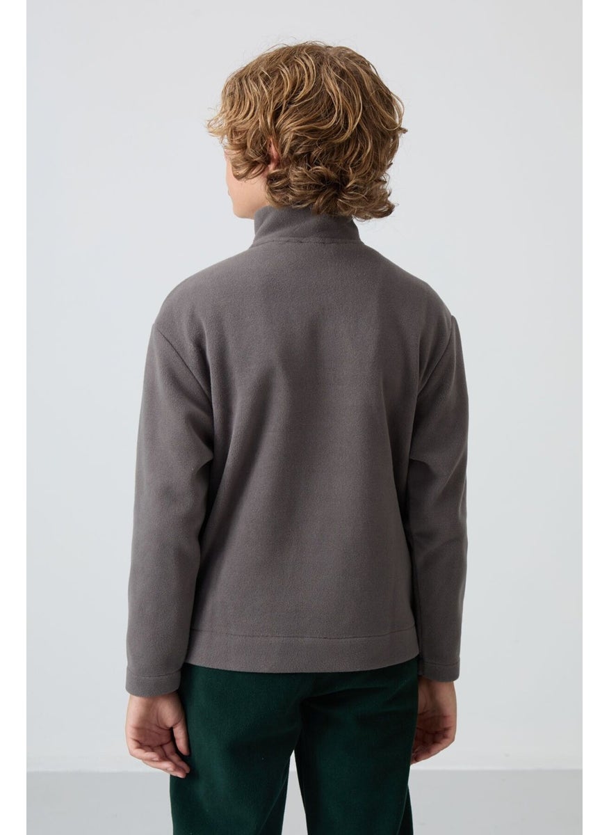 Dark Grey Thick Soft Texture Standard Fit Embroidered Polar Fleece Boy's Sweatshirt - 11221