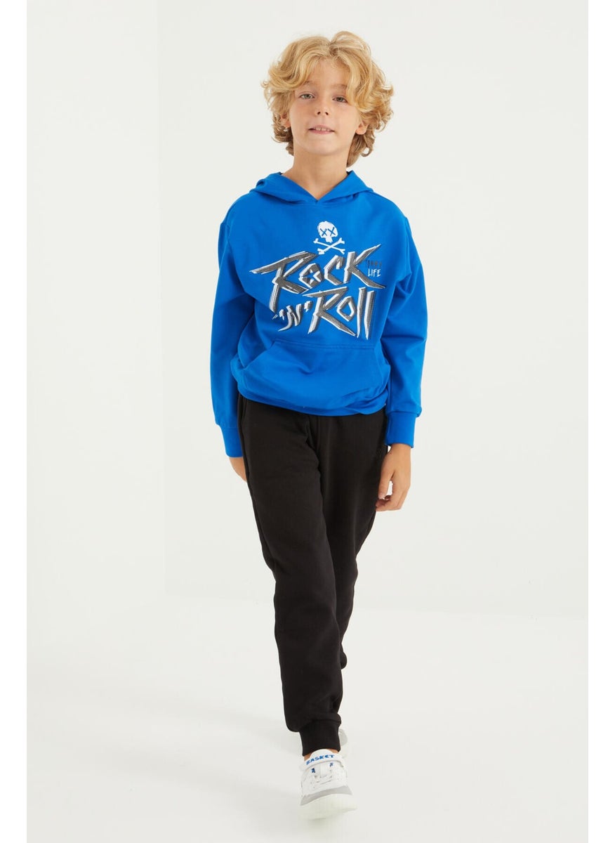 Saks Text Printed Kangaroo Pocket Hooded Standard Size Boy's Sweatshirt - 11002