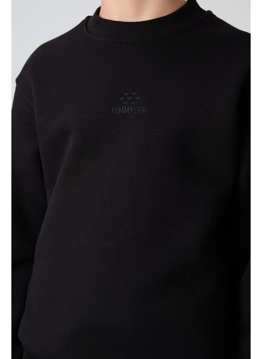 Black Cotton Thick Fluffy Soft Texture Standard Fit Embroidered Boy's Sweatshirt - 11232