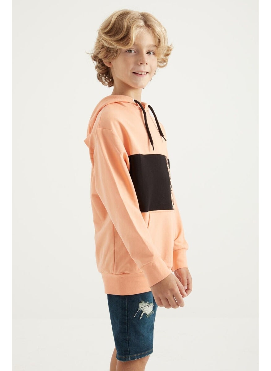 Melon Embroidered Kangaroo Pocket Hooded Standard Size Boy's Sweatshirt - 11010