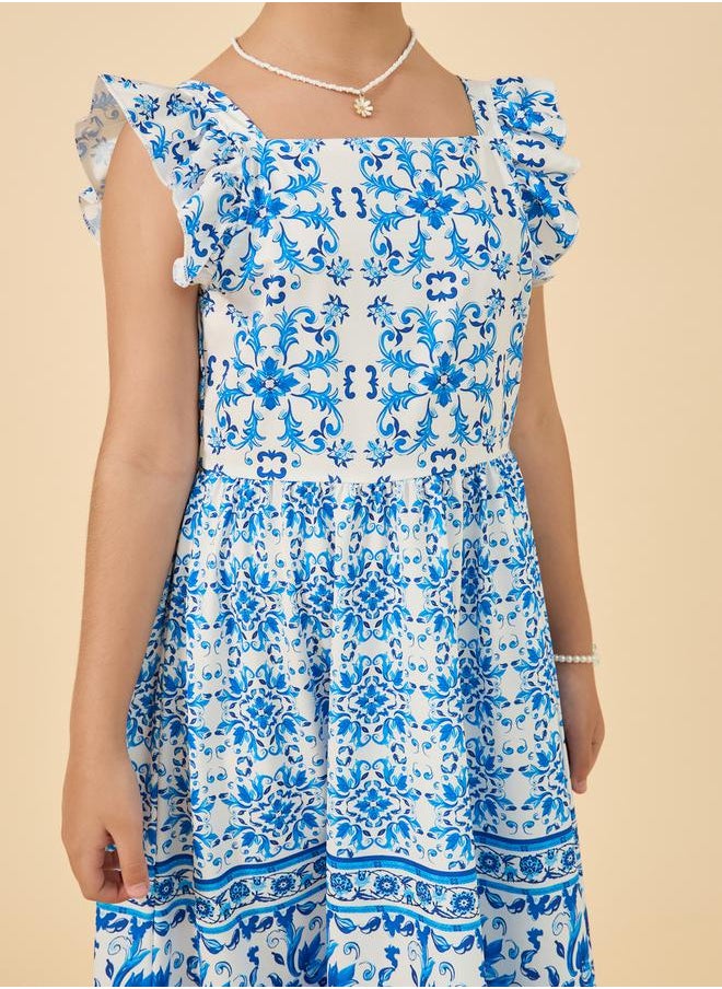 فستان بأكمام مكشكشة وطبعة شاملة