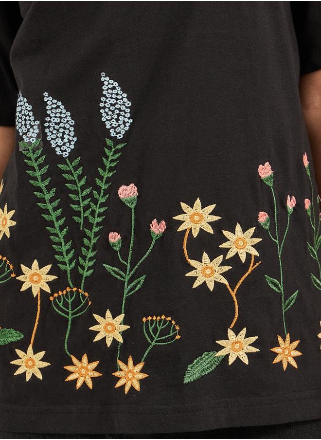 Embroidered Oversized Round Neck T-Shirt