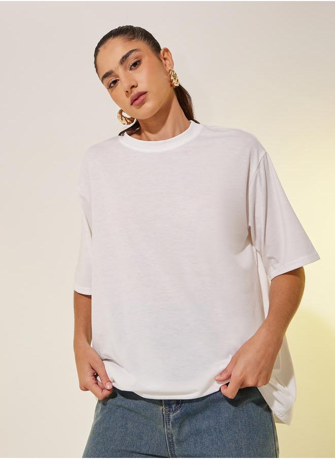 Embroidered Round Neck Short Sleeves T-Shirt