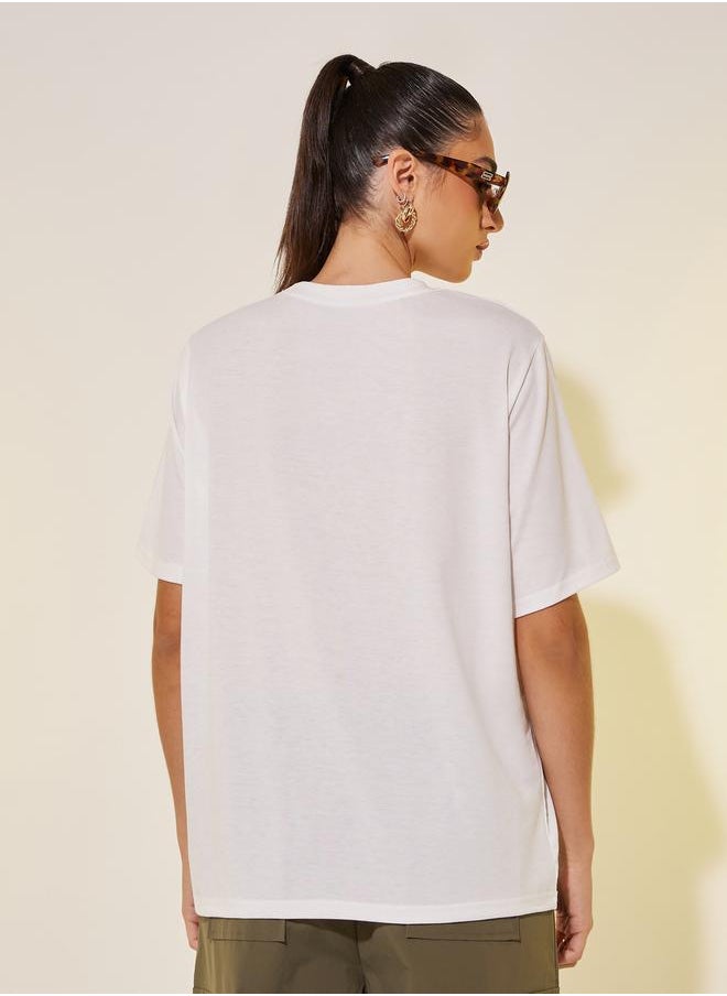 Embroidered Round Neck Short Sleeves T-Shirt