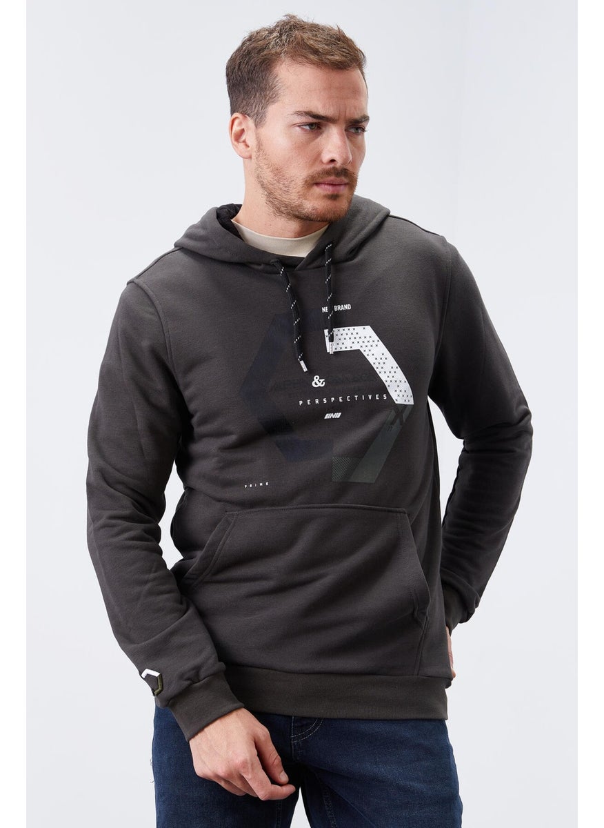 Khaki Men's Geometric Printed Standard Pattern Hooded SWEATSHIRT-87870
