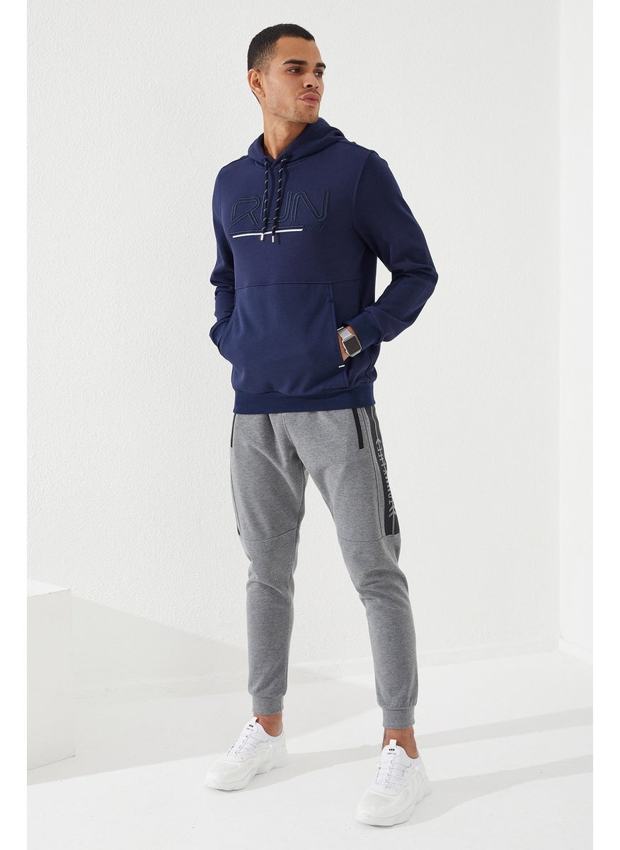 Indigo Men's Text Embroidered Standard Pattern Hooded SWEATSHIRT-87887