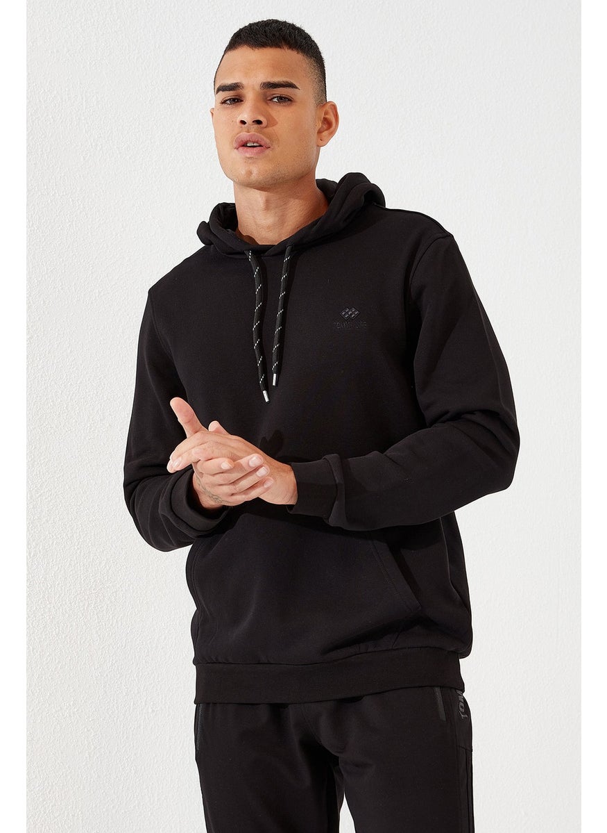Black Men's Kangaroo Pocket Standard Fit Hooded SWEATSHIRT-87872