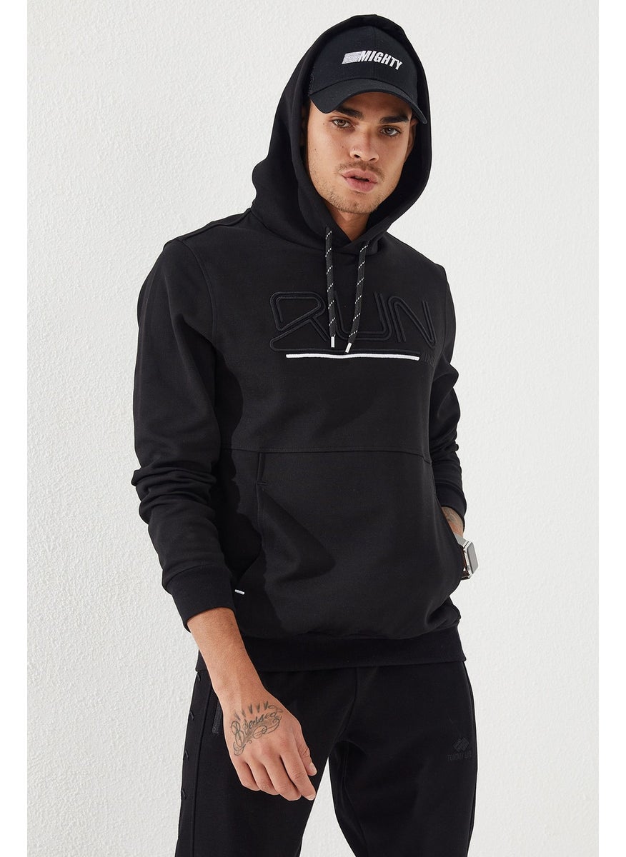 Black Men's Text Embroidered Standard Pattern Hooded SWEATSHIRT-87887