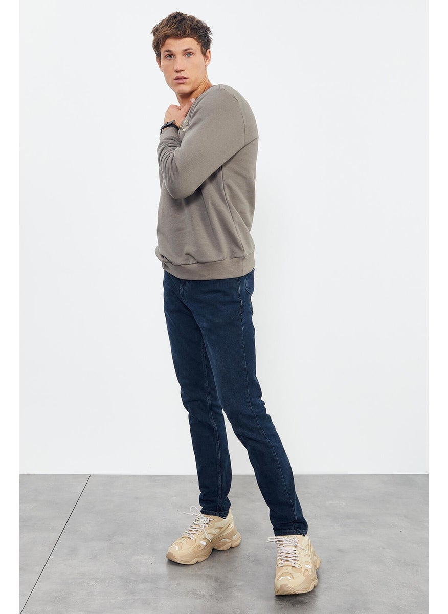 Camel Text Embroidered O Neck Comfortable Form Men's Sweatshirt - 88020