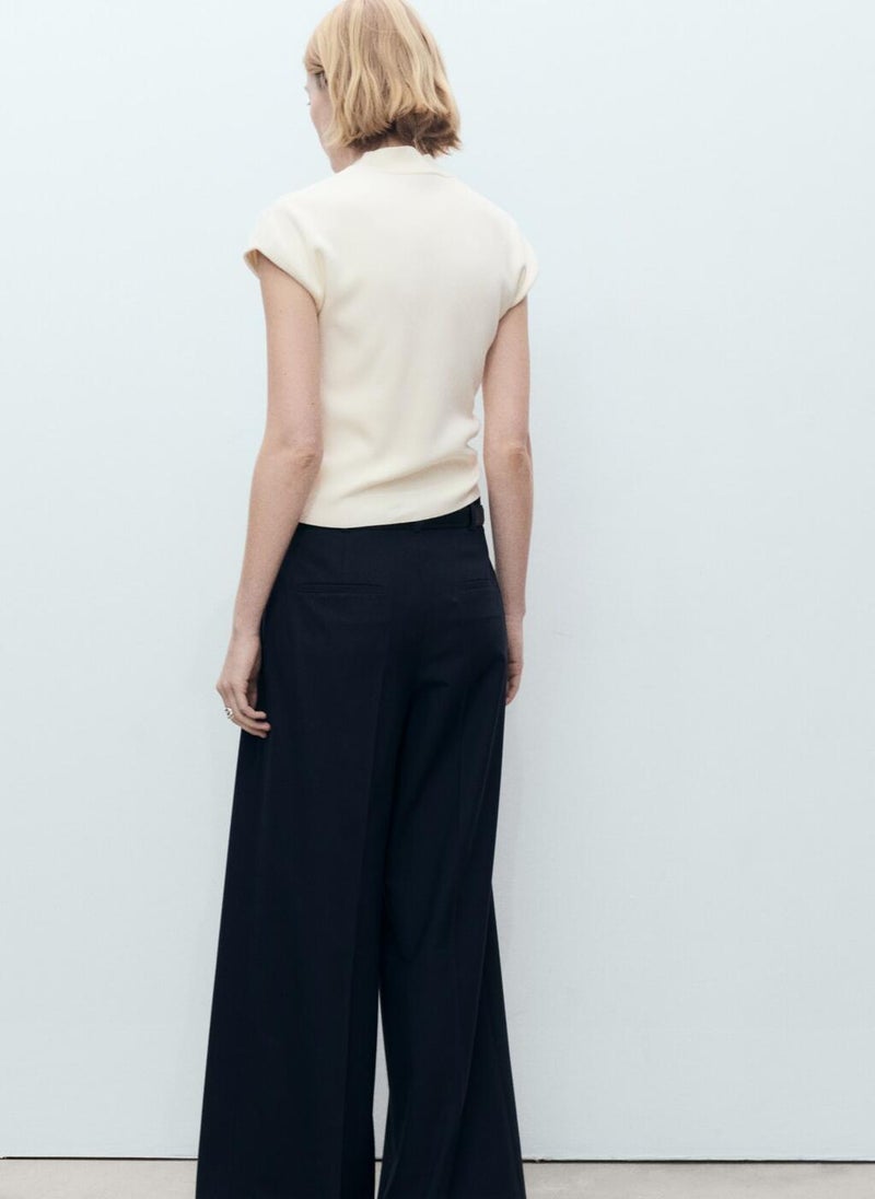 Short-Sleeved Fine-Knit Sweater